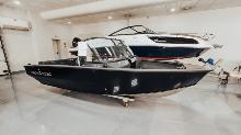 Windboat 4.6 DCX